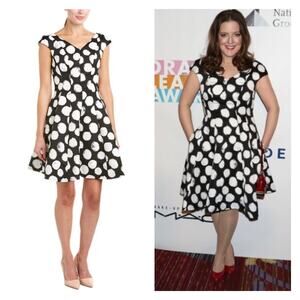 Julia Jordan Polka Dot Fit & Flare Dress Size 8 Textured Crepe Double V-Neck
